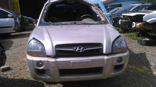 Imagem 3 de 14 de Sucata Hyundai Tucson Gls 2.016v Autom. Gas. - Rs Auto Peças