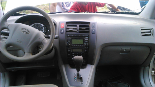 Imagem 6 de 14 de Sucata Hyundai Tucson Gls 2.016v Autom. Gas. - Rs Auto Peças