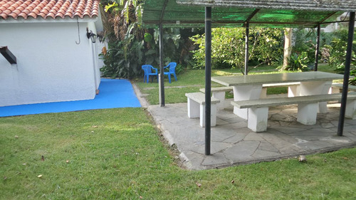 Casa Céntrica 4 Cuadras De Playa Mansa, Alquiler Atlantida
