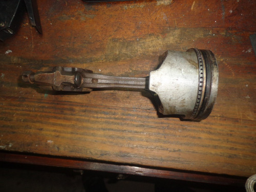 Imagen 2 de 3 de Vendo Piston Y Biela De Honda Crv, Año 1999