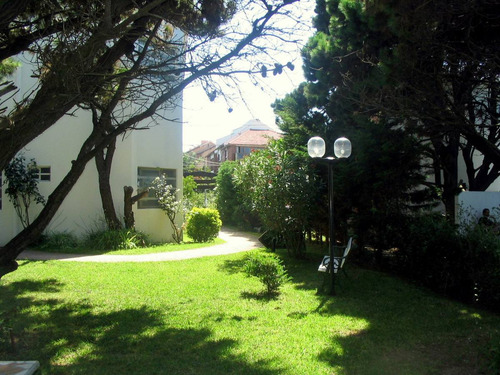 Imagen 7 de 12 de Costa Del Este Alquiler De Duplex Excelente Ubicaciòn.parque