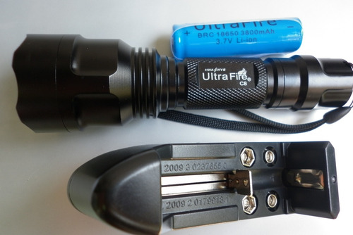 Linterna Tactica Ultrafire C8 Q5 Luz Verde 1modo Completa