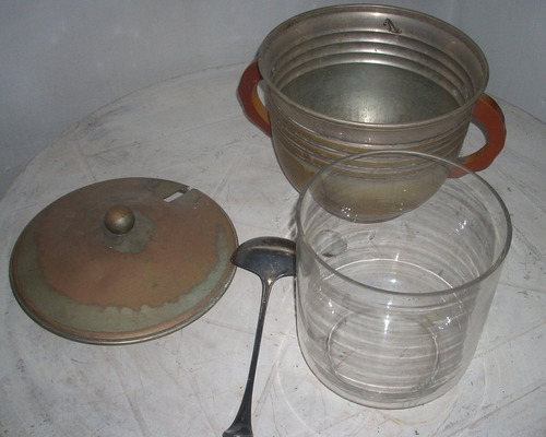 Olla Con Vaso De Vidrio Cucharon Y Tapa 30x25 Alto