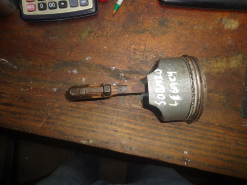 Imagen 2 de 3 de Vendo Piston Y Biela De Subaru Legacy, Año 1992, Gasolina