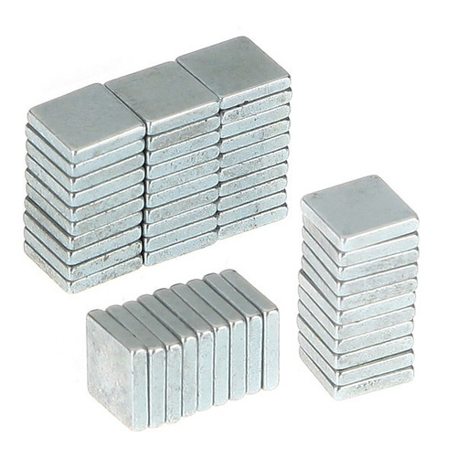 Imagem 2 de 6 de Imã De Neodímio / Super Forte / 5mm X 5mmx 1mm * 10 Peças *