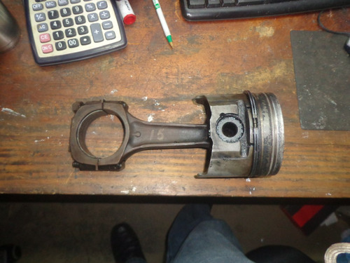 Vendo Piston Y Biela De Chevrolet Suburban, Año 1997, Diesel