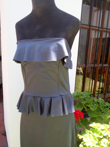 Vestido De Lycra Fris Con Faldón Talle M