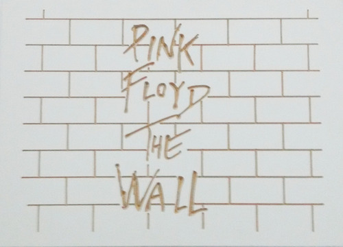 Quadro Entalhado Em Madeira - Pink Floyd - The Wall (branco)