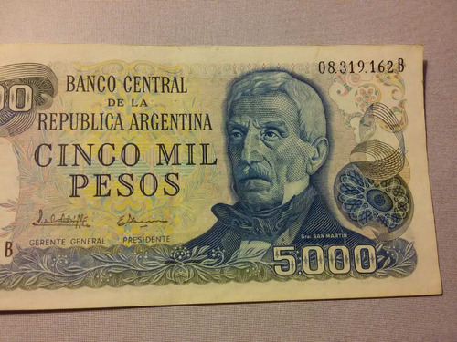 Bottero N° 2473. Billete 5000 Pesos Ley. Estado M B ++