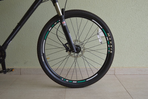 Imagem 1 de 3 de Kit Adesivo Refletivo Bicicleta Bike Frete Grátis 2 Cores