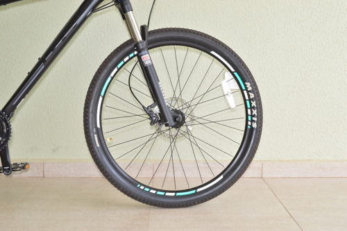 Imagem 1 de 3 de Kit Friso Adesivo Refletivo Bicicleta Bike 2 Cores Lindo