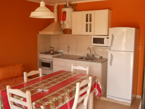 Imagen 7 de 14 de Alquiler Duplex Costa Azul ( San Bernardo ) Enero Y Febrero Todo Alquilado!!!!!!