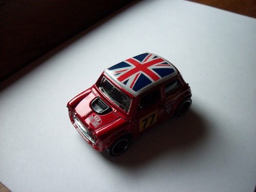 Juguete Coleccion Hotwheels Mini Cooper Carro