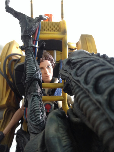 Alien Power Lader Con Ripley Hot Toys Y Alien 