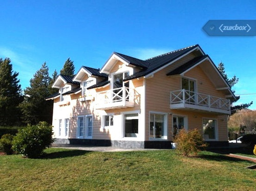 Imagen 2 de 14 de Excelente Casa Para 12 Personas En Bariloche