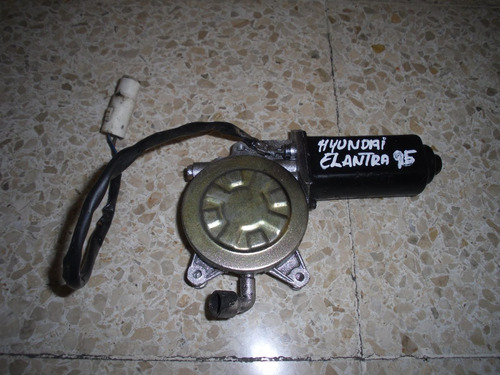 Vendo Motor De Regulador De Ventana De Hyundai Elantra, 1995