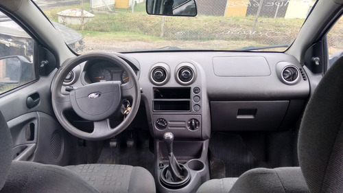 Imagem 7 de 10 de Sucata Ford Fiesta 1.6 2006 Gasolina - Rs Auto Peças