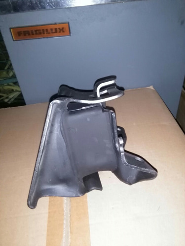 Imagen 2 de 4 de Soporte Motor Cheyenne 3500 00-07
