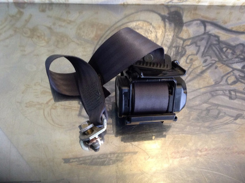 Cinturon De Seguridad Derecho Trasero Volvo S40 00-04 Oem