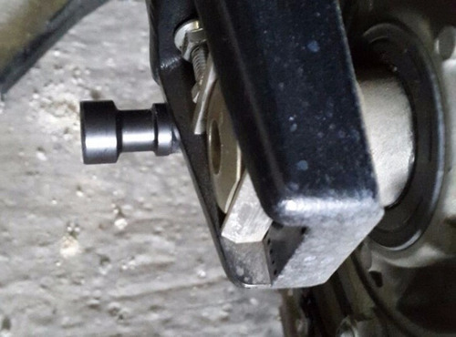 Imagen 3 de 5 de Slider Y Base Para Burro Vstrom Dl-650 Y Dl-1000