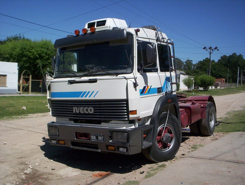Imagen 3 de 6 de Franjas Calcos Lateral Fiat Iveco 190-33 150 Simil Original