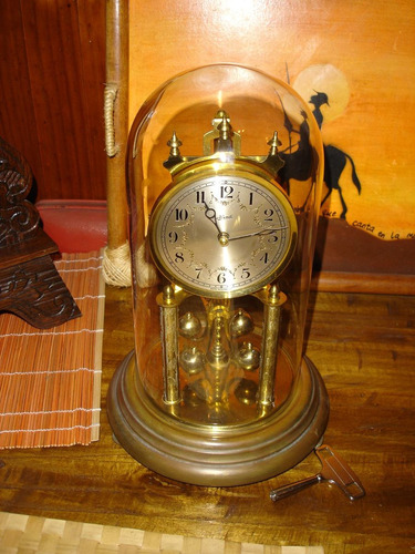 Antiguo Y Hermoso Reloj De Torsion Hermle Aleman Con Cristal