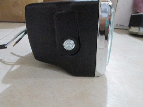 Imagen 6 de 6 de Faro Delantero Cuadrado Moto Un Bombillo Jaguar Otras