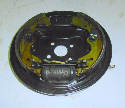 Plato De Freno Trasero Izquierdo Kia Avella Año 1994-1998