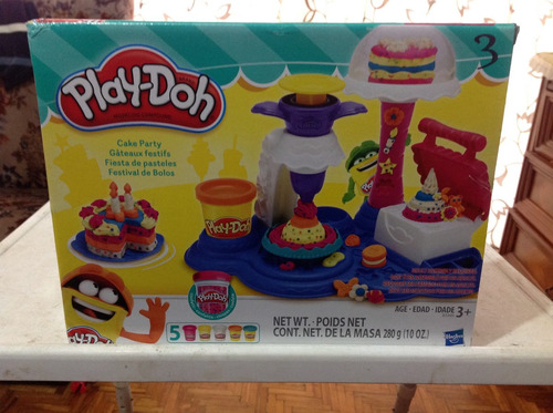 Play Doh Fiesta De Pasteles