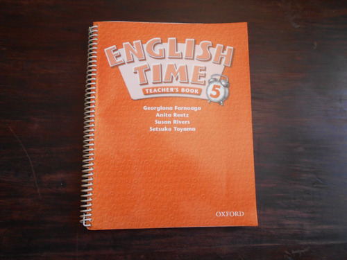 English Time Teacher´s Book. 5. 2003.             En Inglés.
