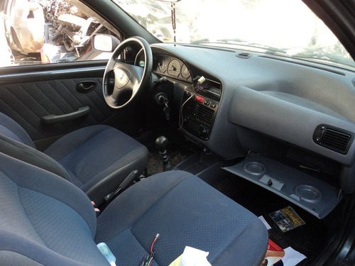 Fiat Palio Fire 2002 (sucata Somente Para Peças)