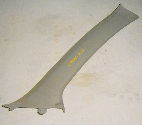 Moldura Pilar Delant Derecha Toyota Urban Cruiser 2010-2014
