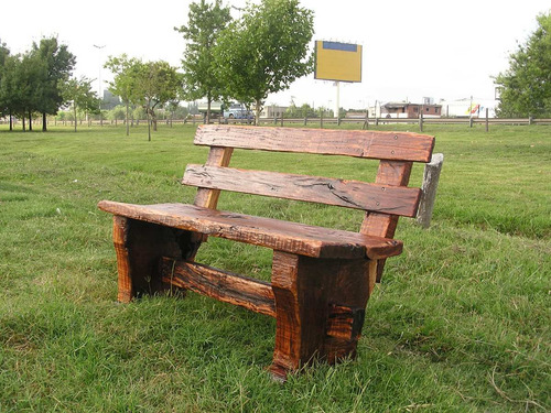 Imagen 5 de 9 de Banco De Madera Dura Quebracho Para Exterior.