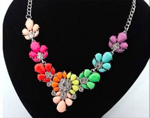 Collar Flores Brillantes Joyeria En Acero