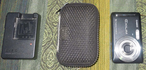 Câmera Digital Casio Exilim 9.1 Mega Pixels