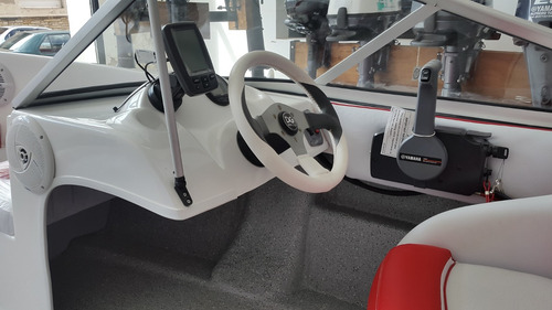 Imagen 7 de 8 de Tracker Open Aguapey 520 Con Motor Yamaha 40hp Arranque Elec