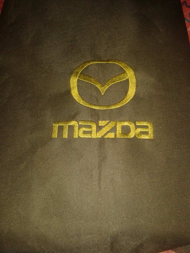 Imagen 5 de 8 de Forros De Asientos Impermeables Para Mazda 626 98 Al 2001
