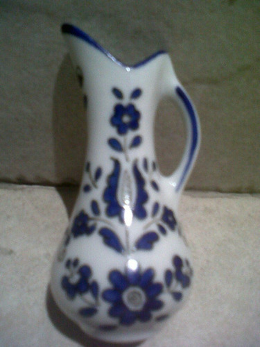 Pequeño Jarrón Blanco Pintado A Mano En Azul - Muy Delicado!