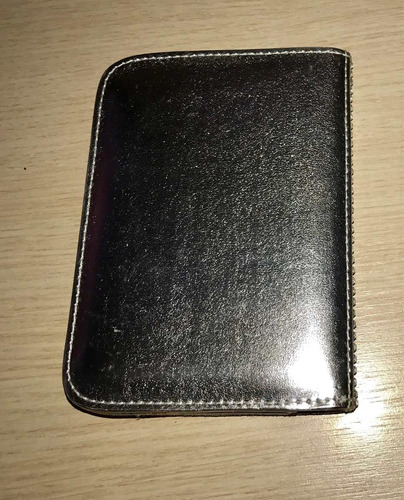 Porta Passaporte Em Strass Prata.