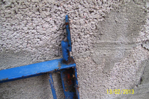 Porton Azul 70 Cm X 60 Cm Alto C Pernos Y Pasador