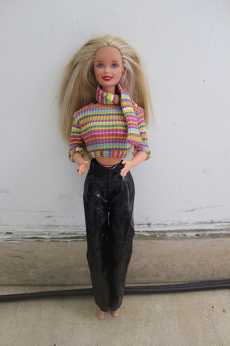 Barbie Original Que Se Rie Frio Invierno Fashion De Mattel