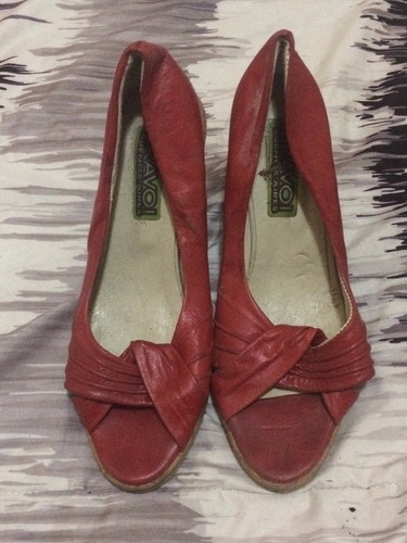 Zapatos Mujer Rojos Cuero Con Taco Chino Talle 38