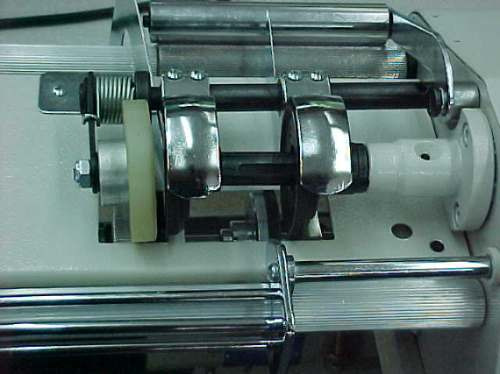 Imagen 2 de 4 de Maquina Cortadora De Bies Con Motor Doble Cuchilla