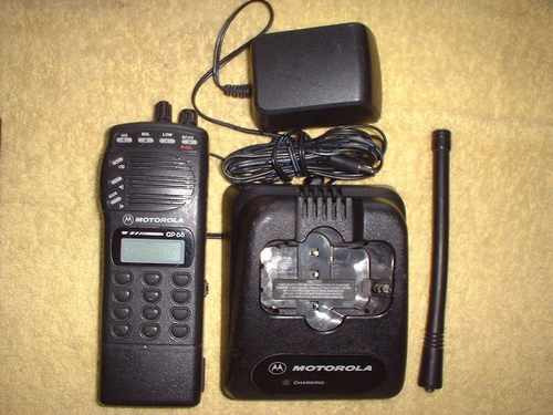 Radio Portatil Vhf Gp68