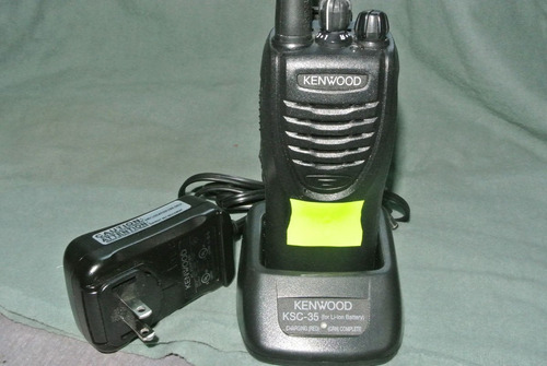 Radio Kenwood Tk3302 Portátil Uhf Completo