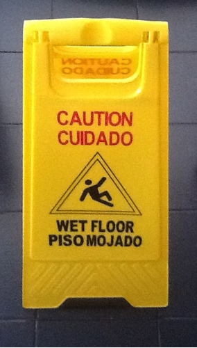 Aviso De Precaución Piso Mojado