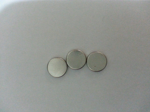 Imagem 3 de 6 de Ima De Neodímio / Super Forte / 10mm X 1,5mm * 200 Peças
