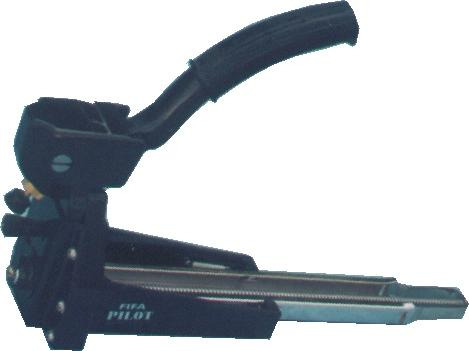 Imagen 2 de 2 de Grapas Cobrizada Para Engrapadora Industrial De14.8 Mm X3/8