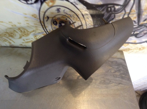 Plastico Tapa Lado Trasero Derecho Focus Sedan 00.04 Oem