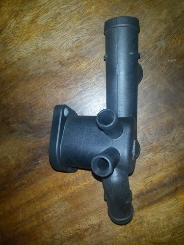 Toma De Agua Para Volkswagen Bora Golf Seat Ibiza New Beetle